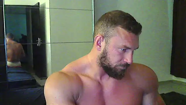 Snapshot of muscularkevin chatting on 05-30-26, 04:08 muscularkevin online show from 05-30-26, 04:08