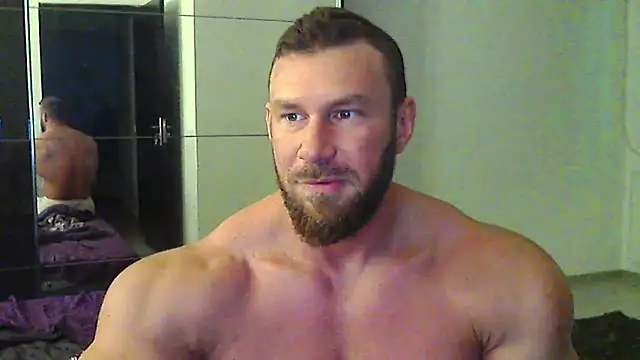 Snapshot of muscularkevin chatting on 05-13-26, 03:46 muscularkevin online show from 05-13-26, 03:46