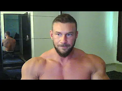 Snapshot of muscularkevin chatting on 09-24-25, 01:17 muscularkevin online show from 09-24-25, 01:17