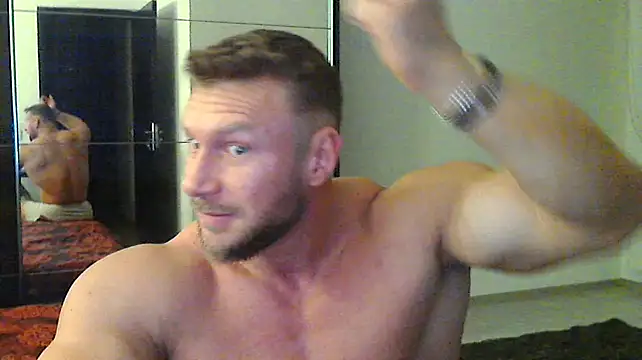 Snapshot of muscularkevin chatting on 12-10-24, 04:24 muscularkevin online show from 12-10-24, 04:24