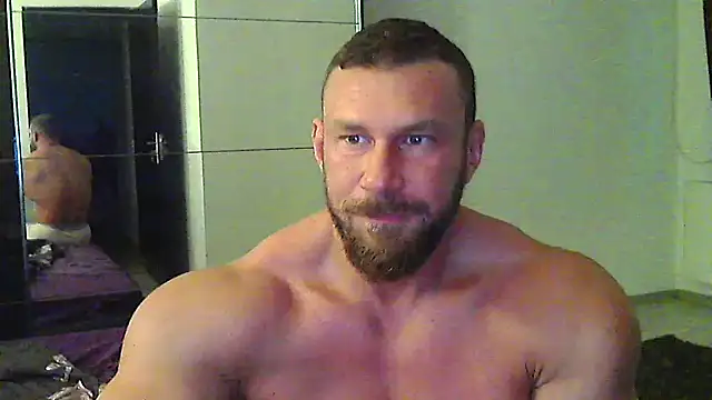Snapshot of muscularkevin chatting on 05-08-26, 03:43 muscularkevin online show from 05-08-26, 03:43