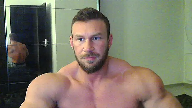 Snapshot of muscularkevin chatting on 03-11-25, 04:29 muscularkevin online show from 03-11-25, 04:29