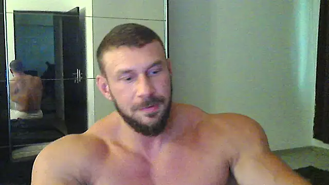 Snapshot of muscularkevin chatting on 09-11-25, 01:22 muscularkevin online show from 09-11-25, 01:22
