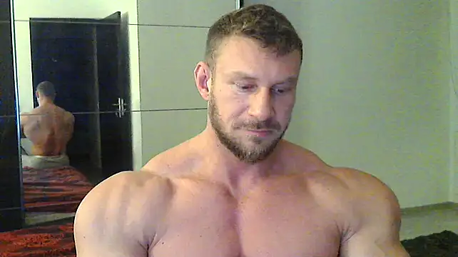 Snapshot of muscularkevin chatting on 12-21-24, 04:41 muscularkevin online show from 12-21-24, 04:41