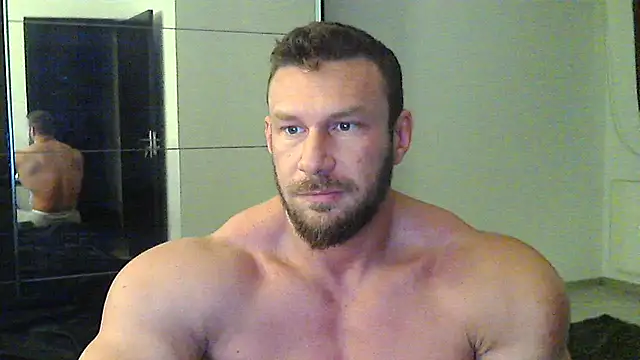Snapshot of muscularkevin chatting on 03-10-25, 04:38 muscularkevin online show from 03-10-25, 04:38