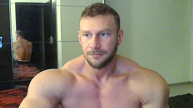 Snapshot of muscularkevin chatting on 12-15-24, 04:51 muscularkevin online show from 12-15-24, 04:51