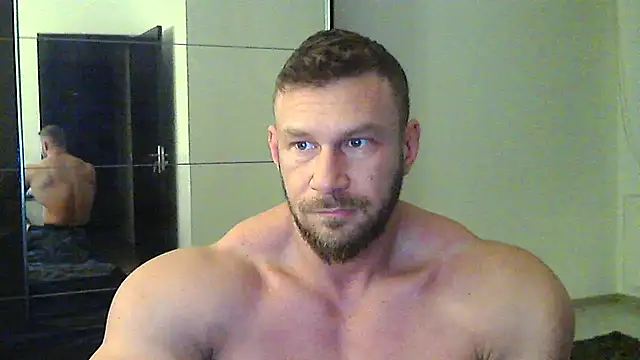 Snapshot of muscularkevin chatting on 02-16-25, 04:31 muscularkevin online show from 02-16-25, 04:31