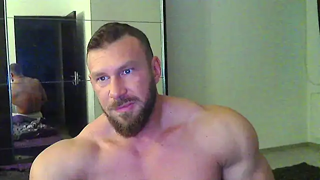 Snapshot of muscularkevin chatting on 05-03-26, 03:33 muscularkevin online show from 05-03-26, 03:33
