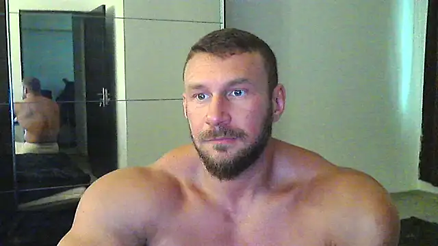 Snapshot of muscularkevin chatting on 09-09-25, 01:20 muscularkevin online show from 09-09-25, 01:20
