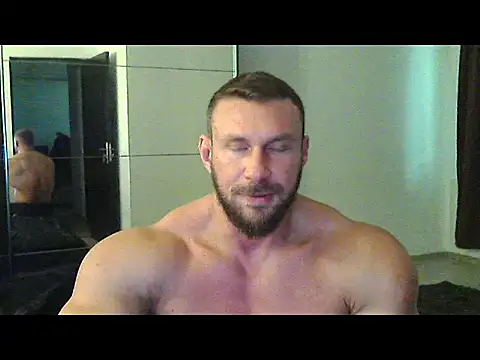 Snapshot of muscularkevin chatting on 10-14-25, 01:01 muscularkevin online show from 10-14-25, 01:01