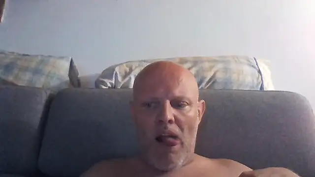 Snapshot of davigochi77bcn chatting on 08-01-26, 07:56 davigochi77bcn online show from 08-01-26, 07:56