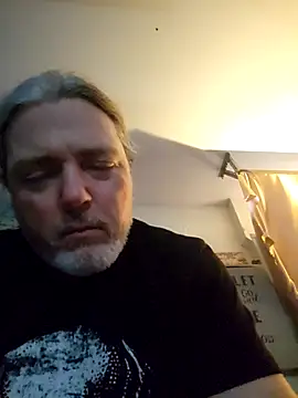 Hotredheadandtoungelasher online show from 11-06-25, 08:02