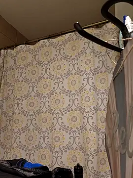 Hotredheadandtoungelasher online show from 04-06-26, 01:34