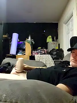 Snapshot of Hotredheadandtoungelasher chatting on 01-21-25, 03:26 Hotredheadandtoungelasher online show from 01-21-25, 03:26