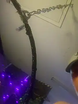 Hotredheadandtoungelasher online show from 11-02-25, 02:55