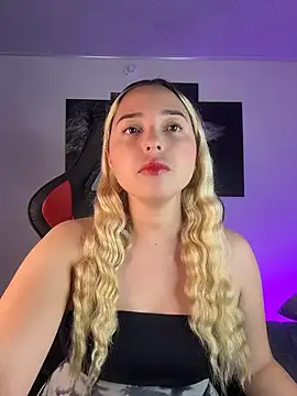 Irisweet  online show from 10-19-25, 03:59