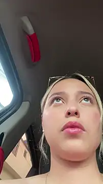 Irisweet  online show from 12-17-25, 07:08