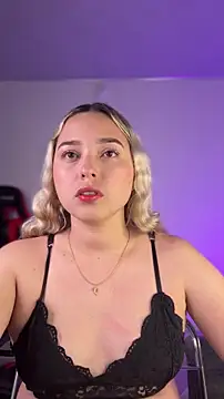 Irisweet  online show from 01-17-26, 10:24