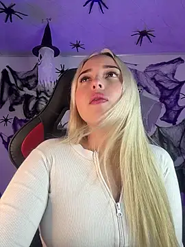 Irisweet  online show from 10-29-25, 10:14