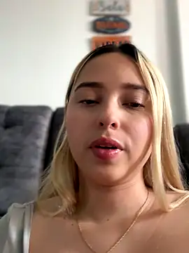 Irisweet  online show from 10-03-25, 03:57