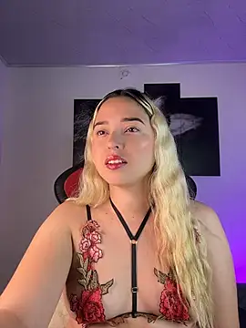 Irisweet  online show from 10-18-25, 10:39