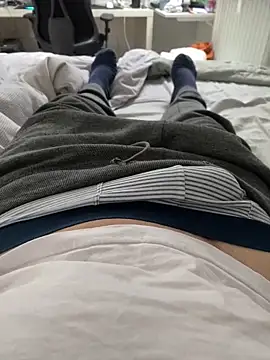 Snapshot of Luishorny19 chatting on 01-16-25, 11:15 Luishorny19 online show from 01-16-25, 11:15