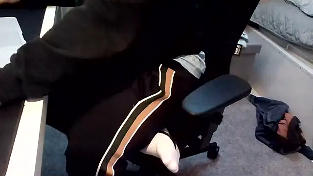 Snapshot of Luishorny19 chatting on 12-08-24, 02:19 Luishorny19 online show from 12-08-24, 02:19