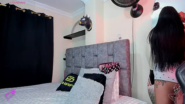 danielasexya1 online show from 02-11-26, 12:38