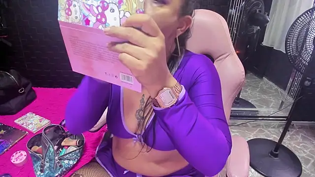 mature sexi40 online show from 04-10-26, 12:01