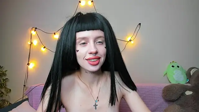 FlowerOfSin2001 online show from 09-19-25, 04:44