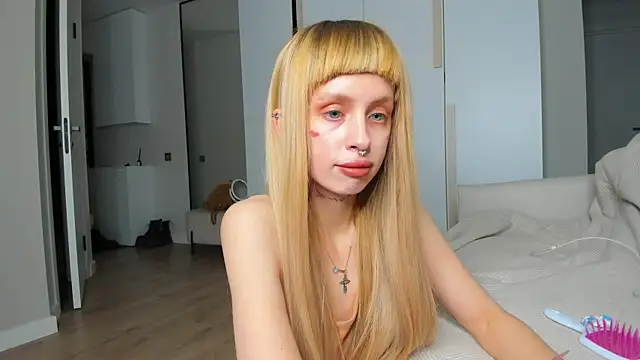 FlowerOfSin2001 online show from 04-09-26, 04:13