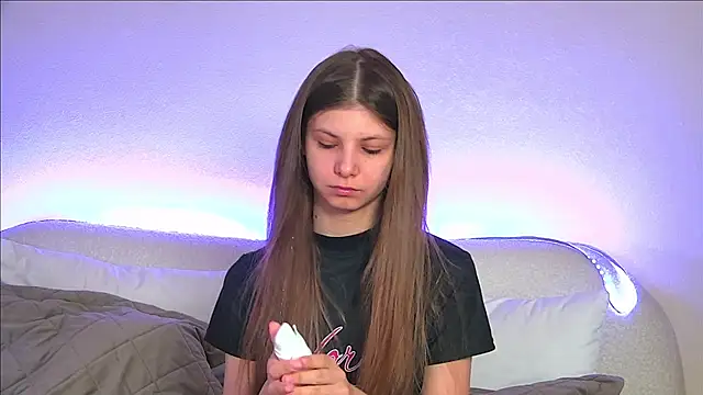 AudreyBarlow online show from 03-18-25, 06:28