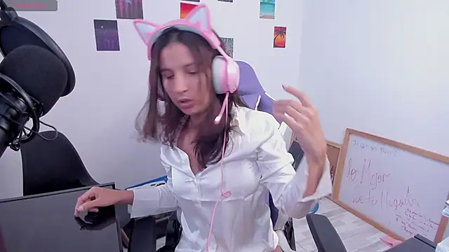 Snapshot of Cositarica_ chatting on 02-01-26, 02:04 Cositarica online show from 02-01-26, 02:04