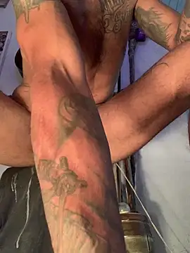 Snapshot of raphadoors19 chatting on 03-04-26, 03:25 raphadoors19 online show from 03-04-26, 03:25