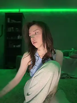 Bastet online show from 01-18-26, 04:54