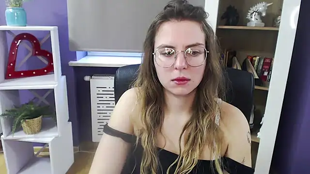 Zoey Erotic online show from 02-12-25, 08:49