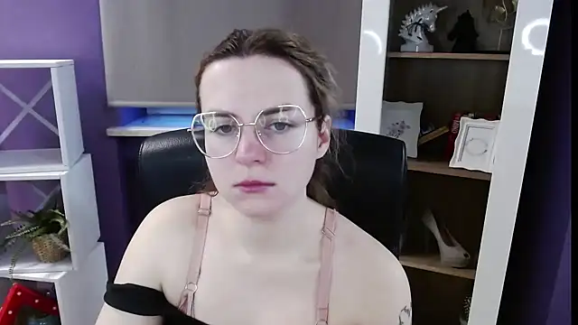 Zoey Erotic online show from 04-09-26, 04:36