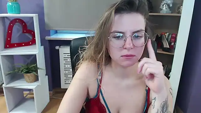 Zoey Erotic online show from 02-27-25, 08:46