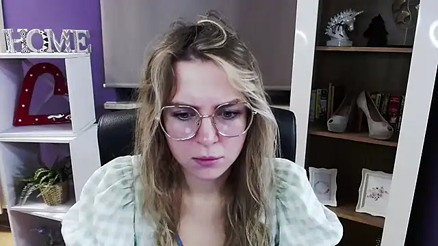 Zoey Erotic online show from 12-02-25, 05:31