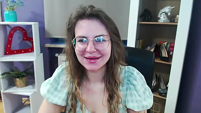 Zoey Erotic online show from 03-11-25, 05:35
