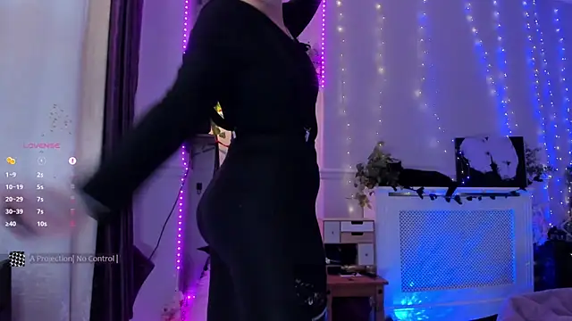 AliceW0lf online show from 01-09-26, 04:14