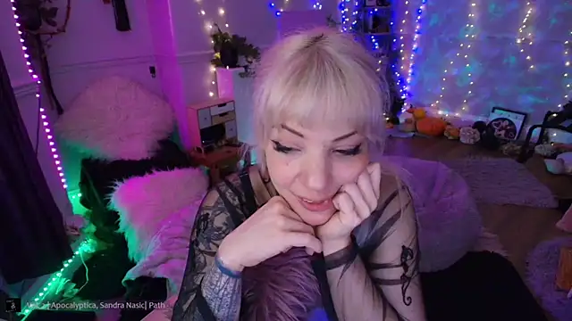 AliceW0lf online show from 02-16-26, 07:56