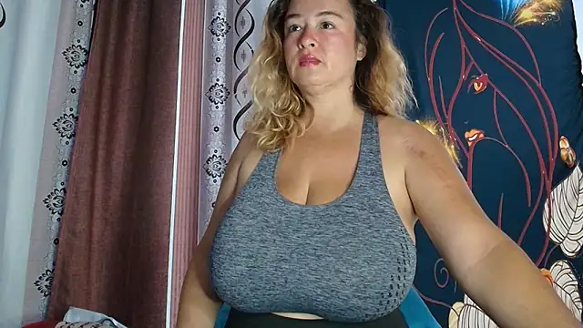 Snapshot of brenlissy89 chatting on 04-27-26, 09:57 brenlissy89 online show from 04-27-26, 09:57