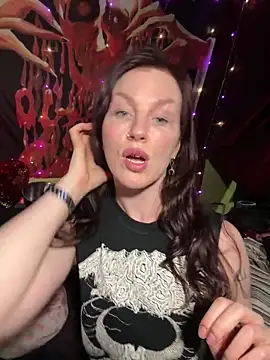 Snapshot of courtneyoccult chatting on 09-11-25, 05:51 courtneyoccult online show from 09-11-25, 05:51