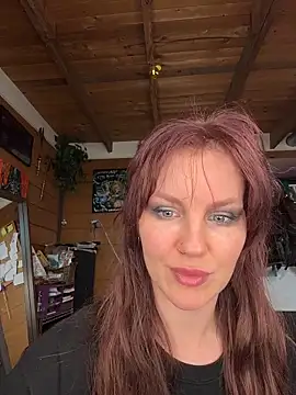 Snapshot of courtneyoccult chatting on 10-12-25, 09:16 courtneyoccult online show from 10-12-25, 09:16