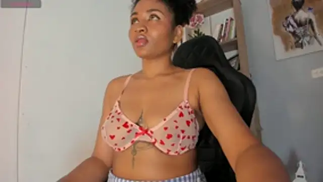 sophia18- online show from 02-15-26, 12:22