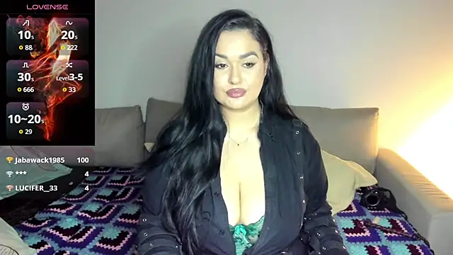 Snapshot of Laura_sinner chatting on 10-11-25, 04:30 Laura sinner online show from 10-11-25, 04:30
