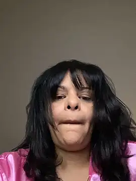 Snapshot of Kataliina chatting on 05-05-26, 04:04 Kataliina online show from 05-05-26, 04:04