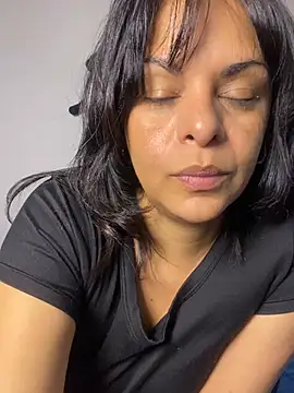 Kataliina online show from 06-20-26, 04:28