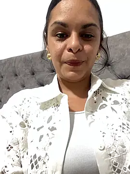 Kataliina online show from 07-22-26, 02:46